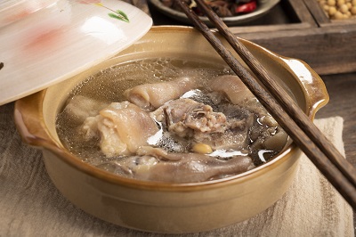 男人肾虚补精最佳炖汤 三大补肾