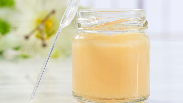 蜂蜜牛奶可以治疗痛经吗？蜂蜜有