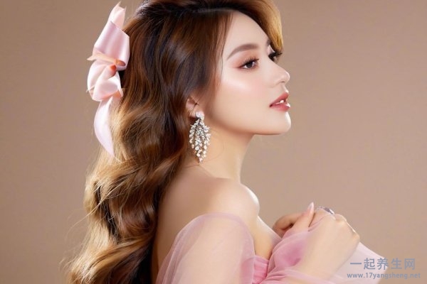 男人为什么喜欢大胸女 男人喜欢大胸女的原因
