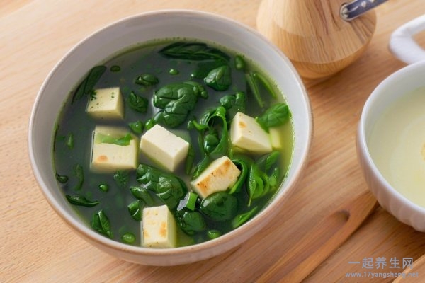 减肥食谱一周瘦10斤科学减肥运动
